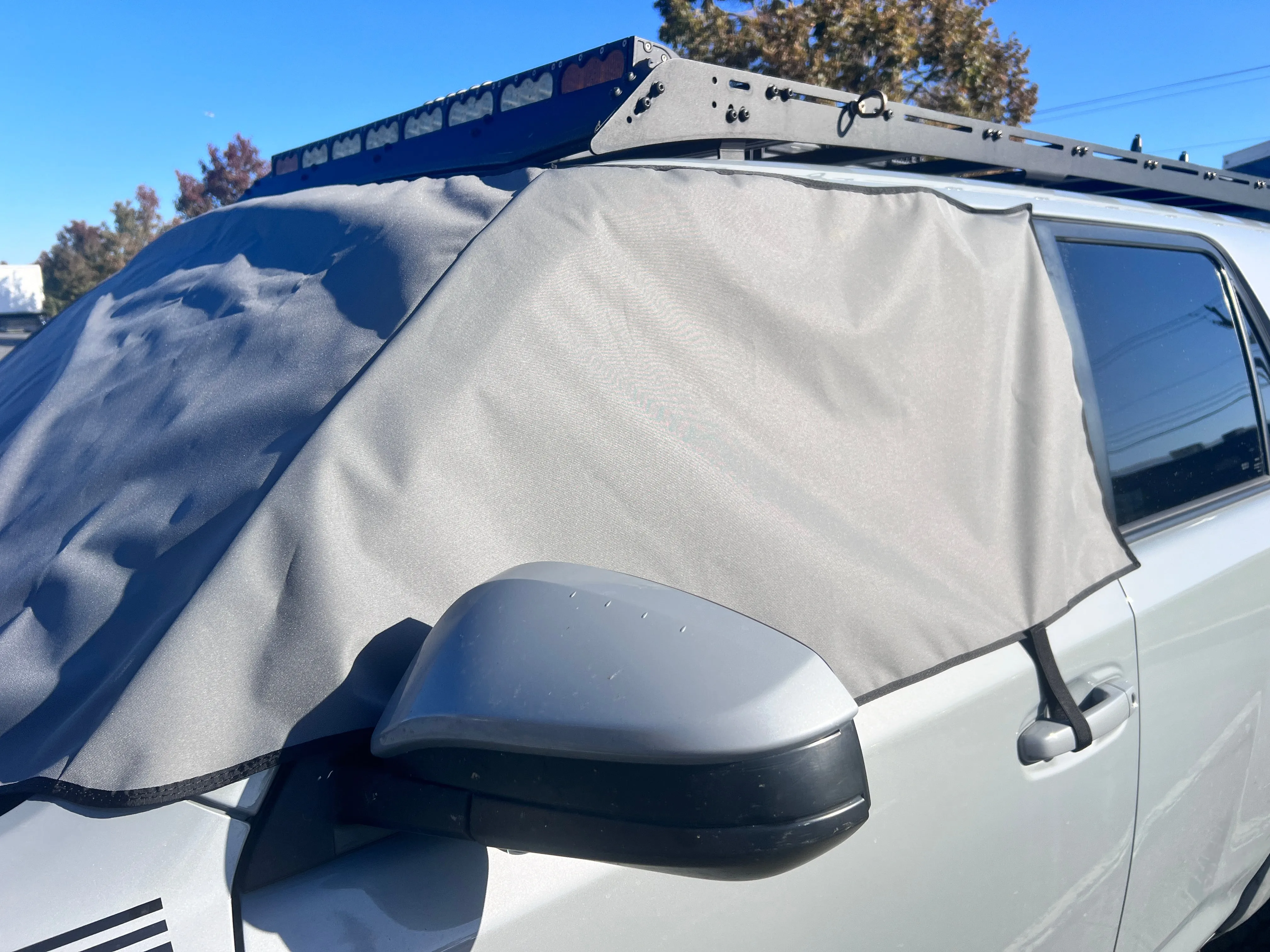 4Runner  Outer Windshield Cover - 4 Runner