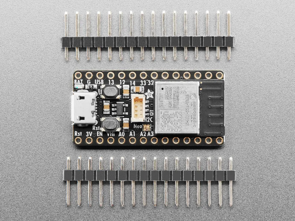 Adafruit ItsyBitsy ESP32 - PCB Antenna