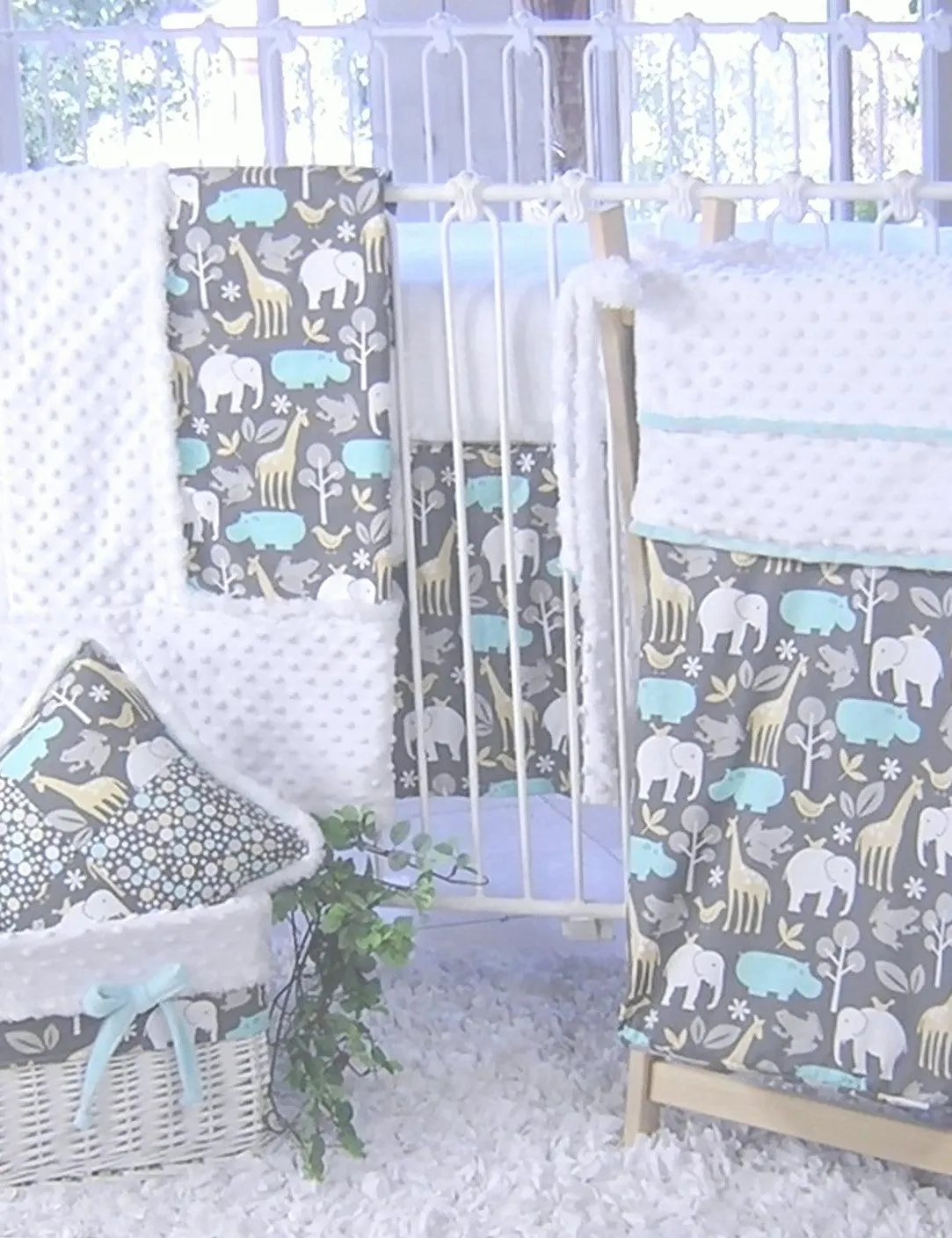 Animal Cookies Bleu 3 Piece Crib Bedding Set