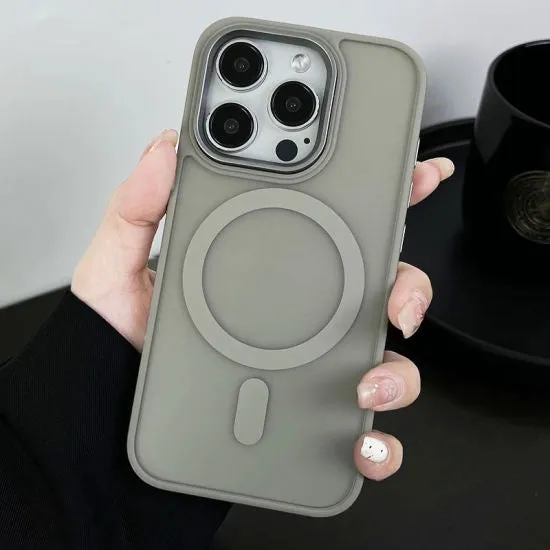 Benks MagClap™ Mist Phone Case for iPhone 16