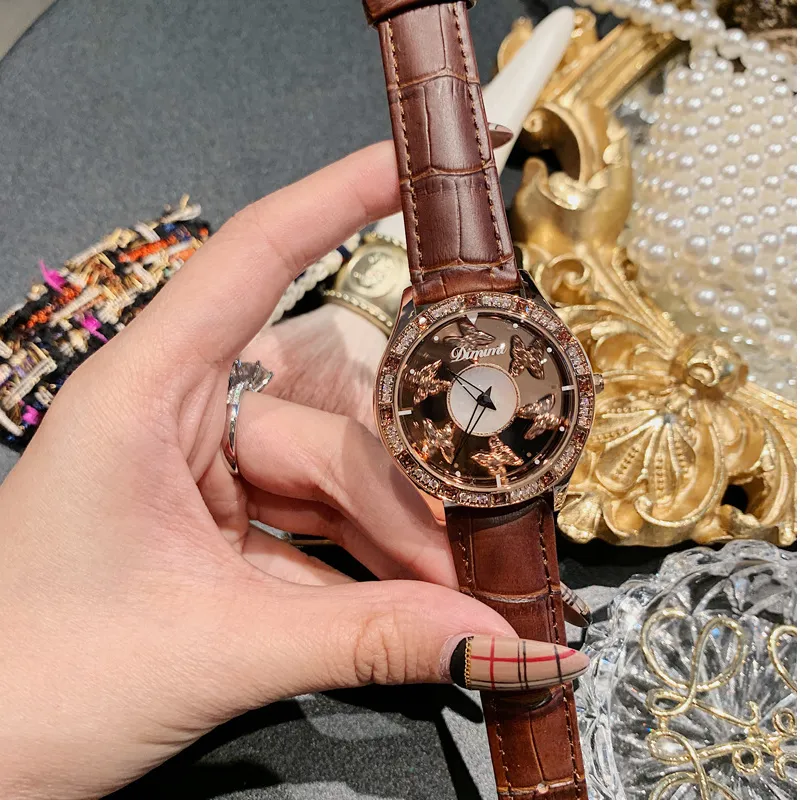 Fashion Rotatable Butterfly Pattern Women's Watch