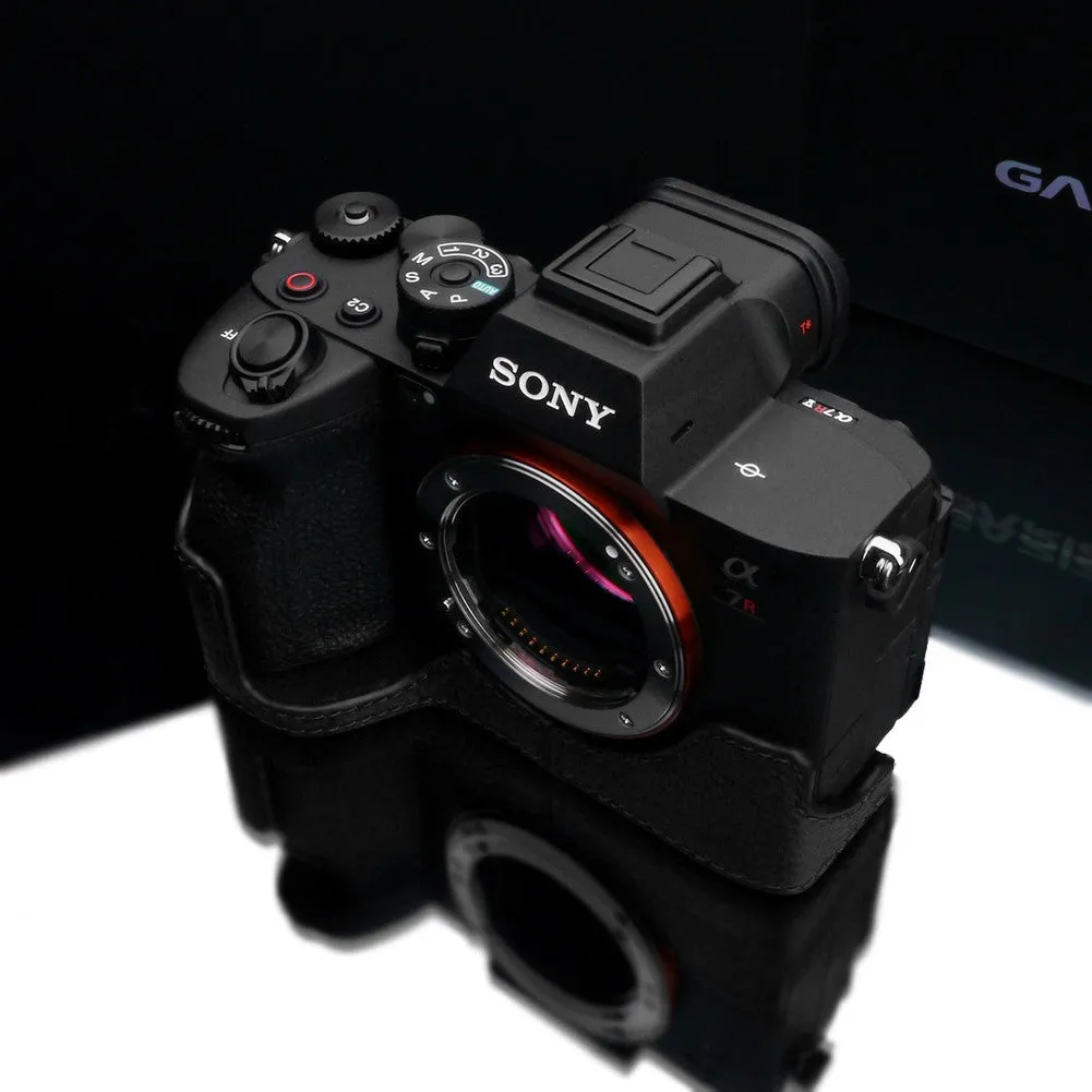 Gariz XS-CHA7RM5BK Half Leather Case for Sony A7RM5 / A7RV (Black)