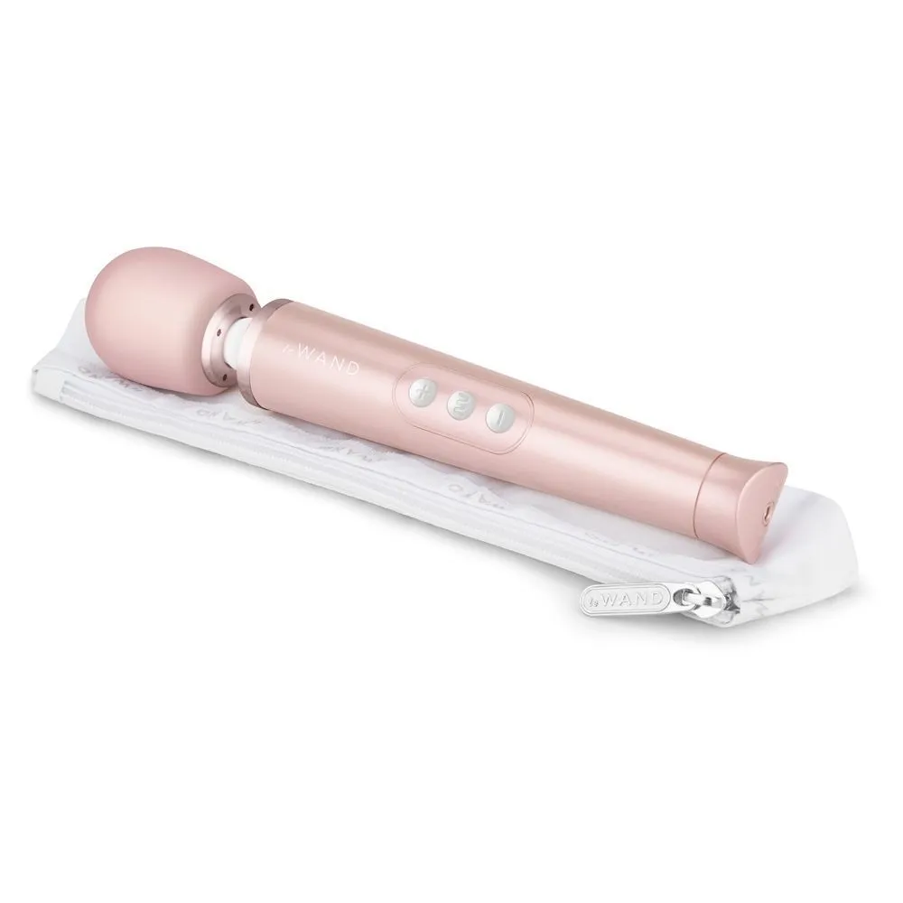 Le Wand Petite Rechargeable Travel Wand Gold