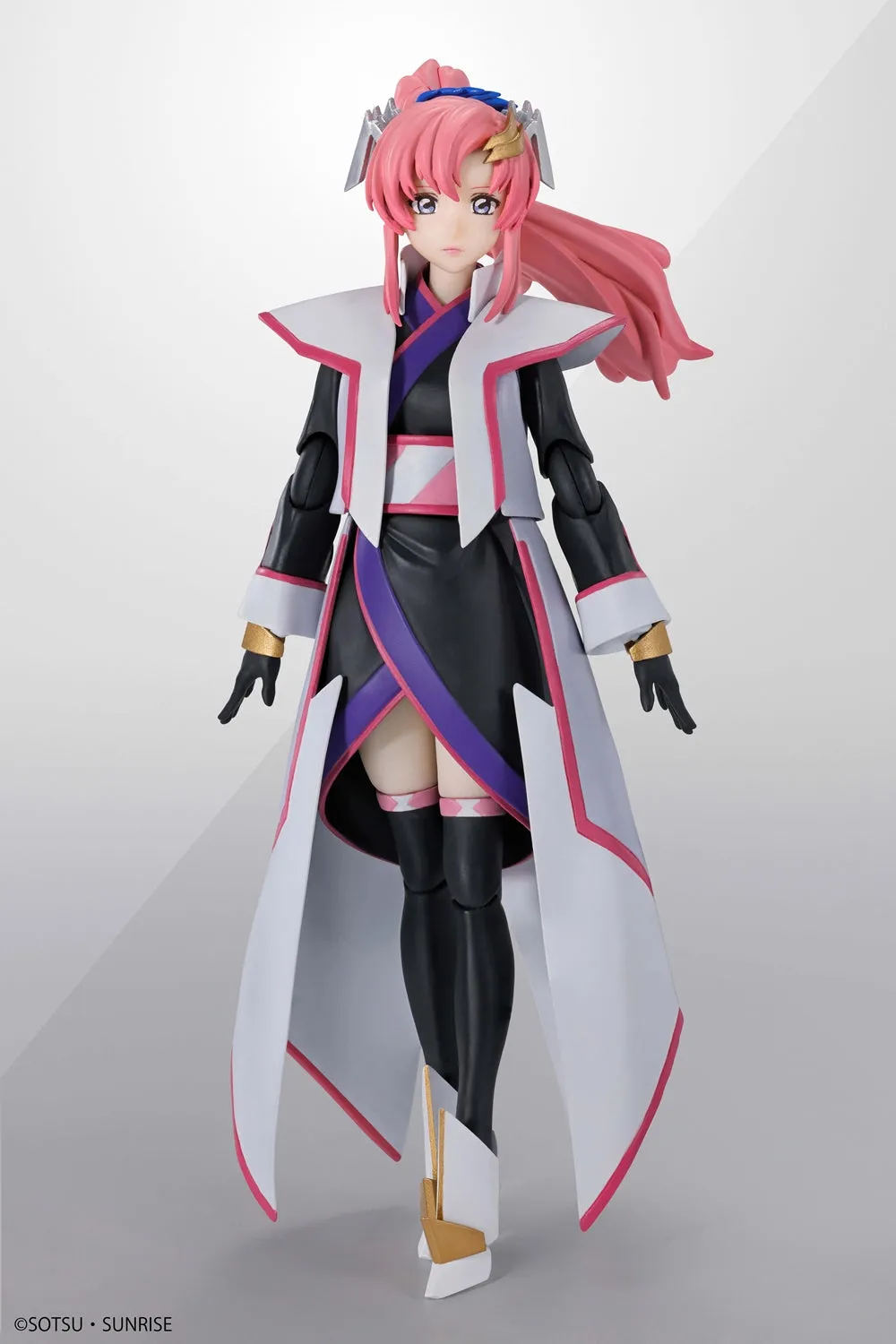 S.H.Figuarts Lacus Clyne (Compass Battle Surcoat Ver.)