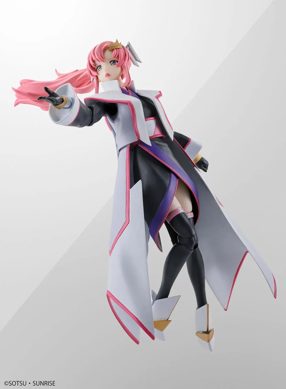 S.H.Figuarts Lacus Clyne (Compass Battle Surcoat Ver.)