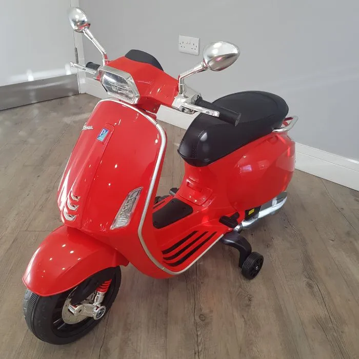 Vespa ESPA GTS 125 Racing Sixties E5